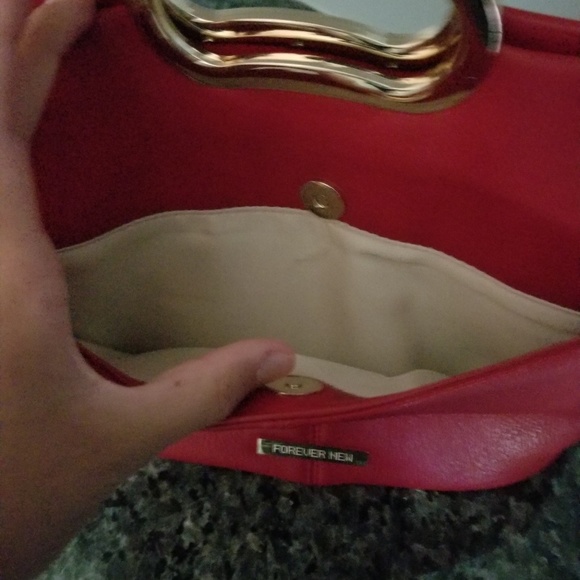 Forever New red handbag - Picture 3 of 4